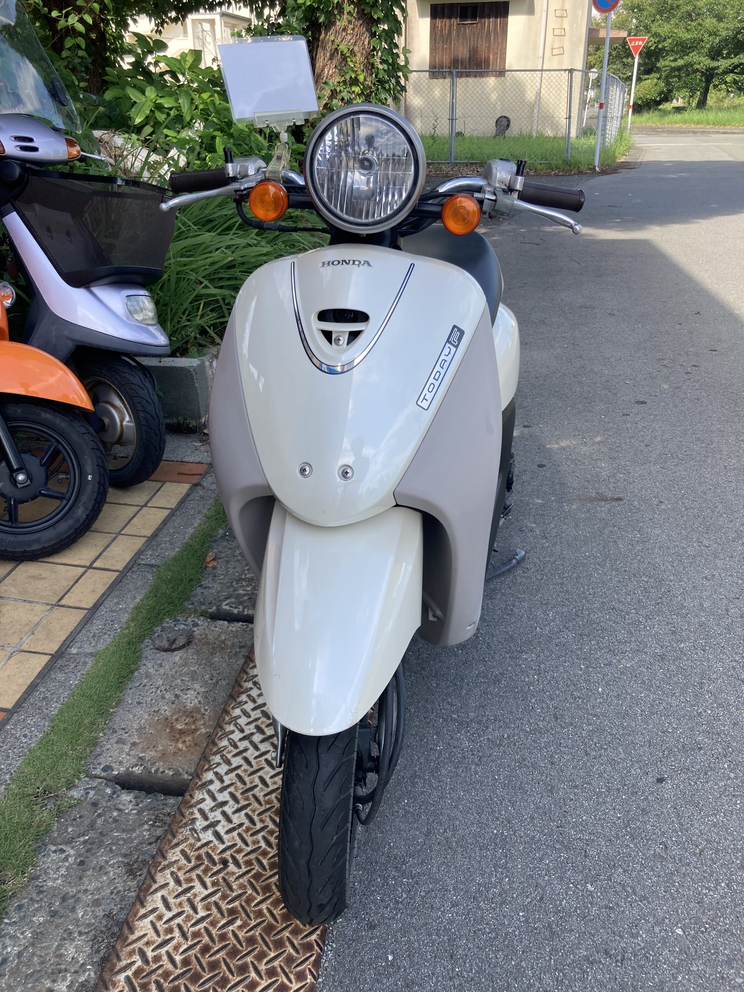 8F030C24-B3DB-4FC7-83AE-0DA8A082C7CD