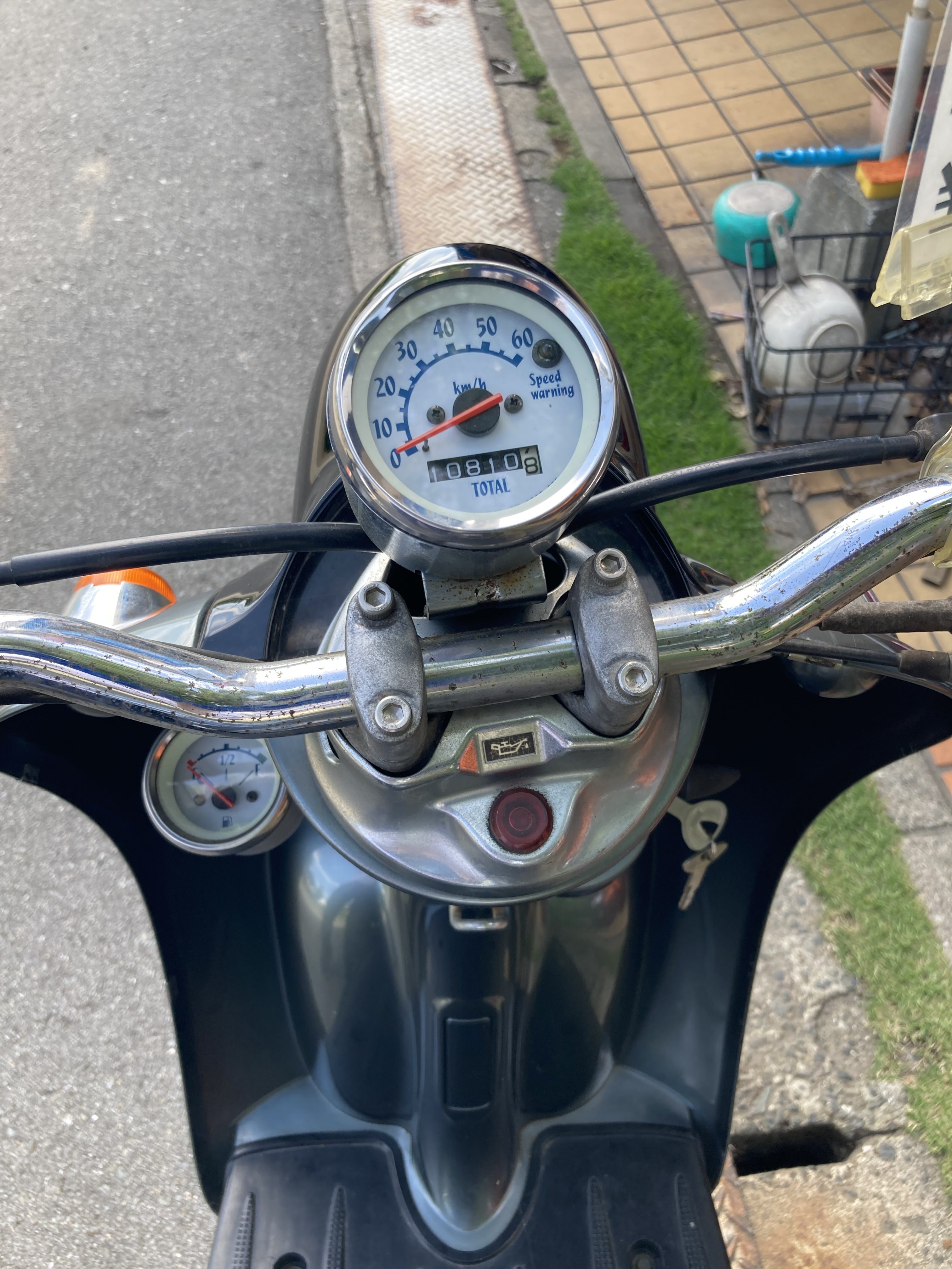 DAD9A909-D710-40D7-95D5-CE82DFD44CD4