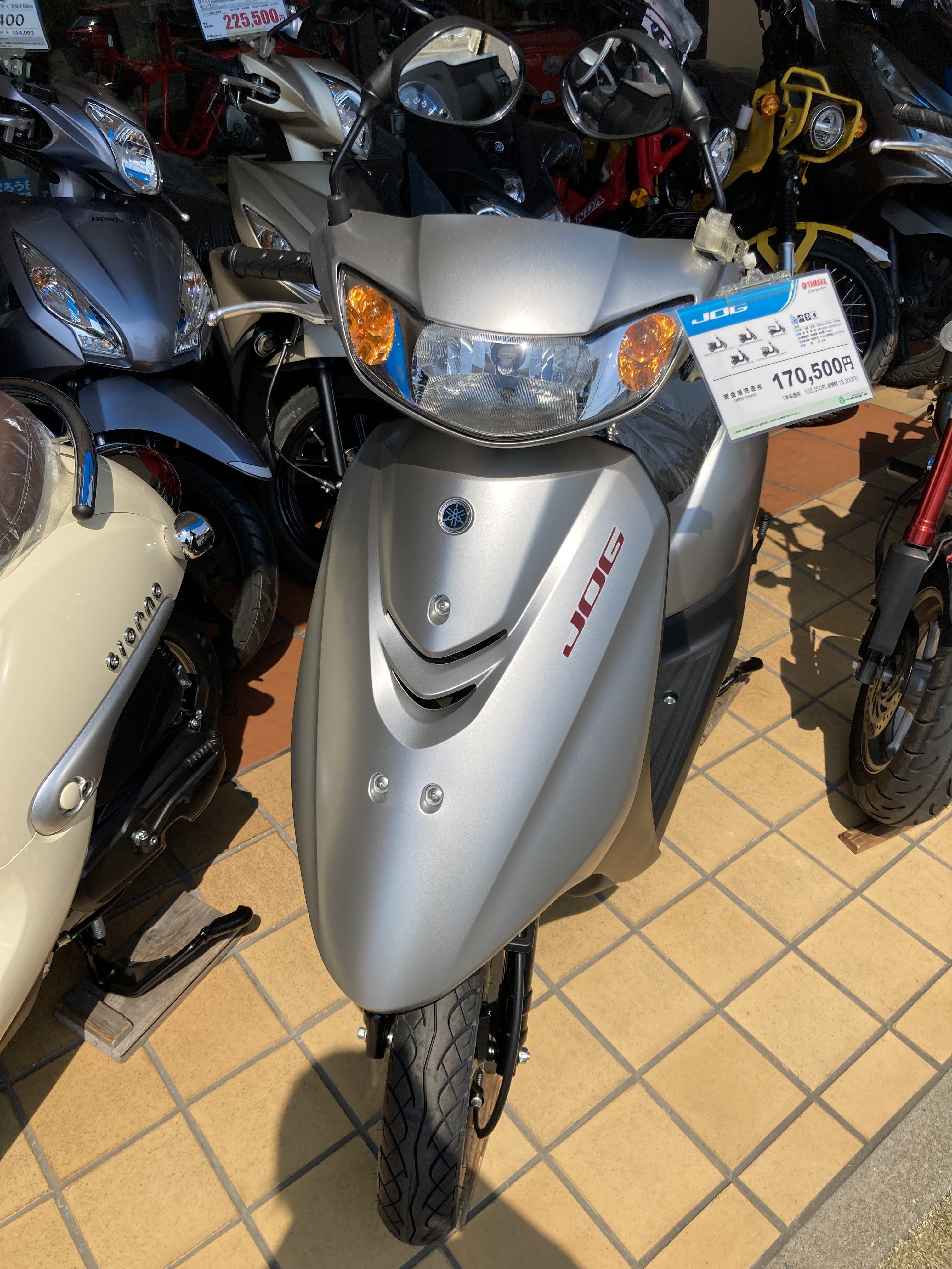 EC9386CA-C4BF-4ECD-AFBC-C56D99402EB9