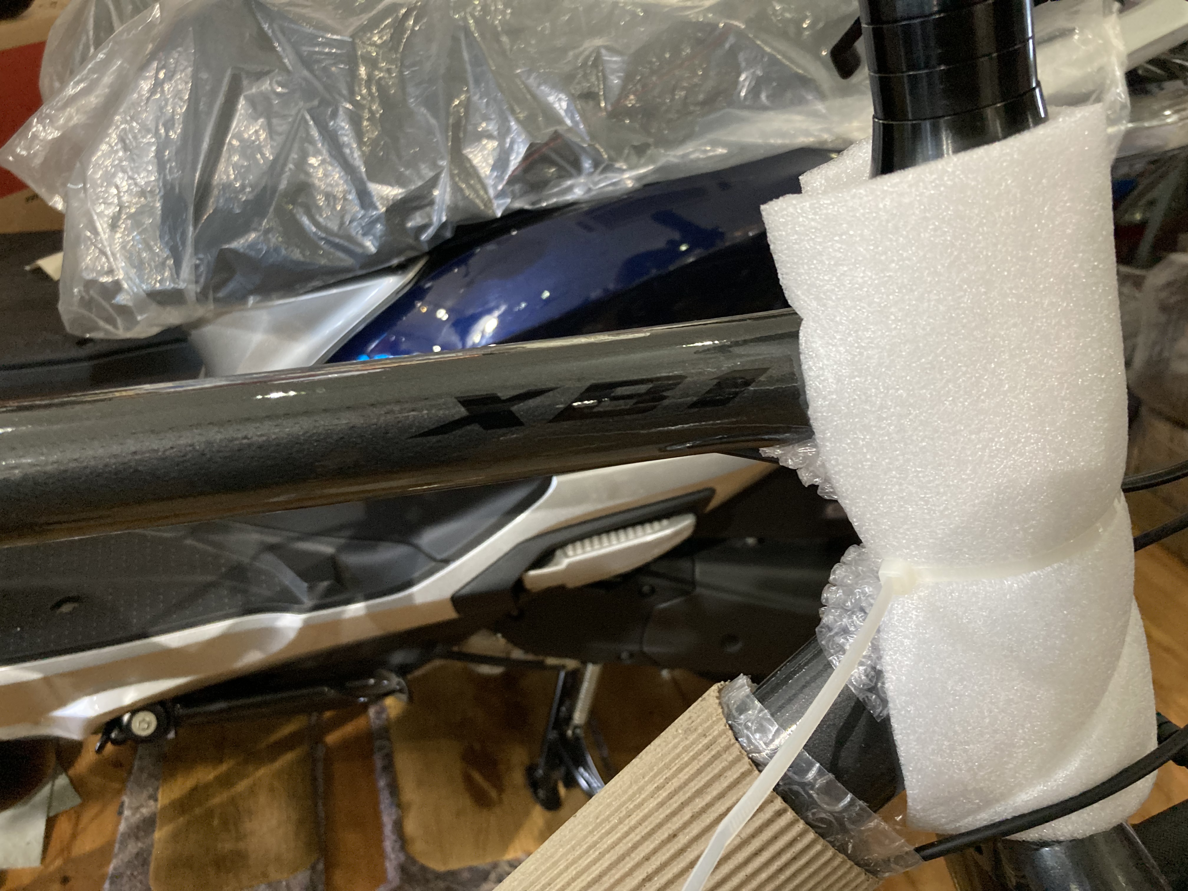 33FA0B75-8A9C-4606-9855-5B5A47A499A1