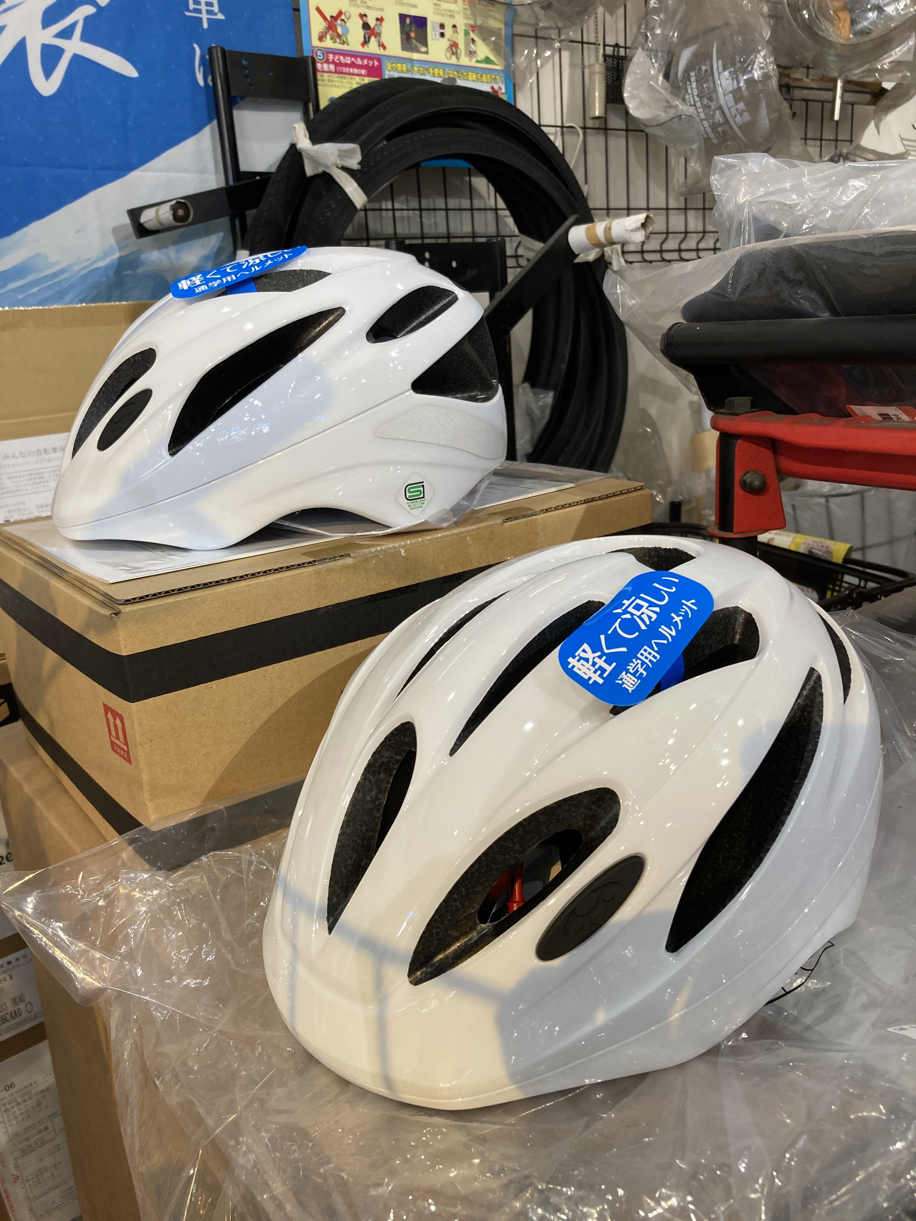 ED5D2140-7EF6-4377-8436-3A5CCB7A484D